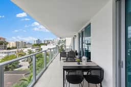 Luxury Condo w/ Rooftop Pool | 5-Min to Beach