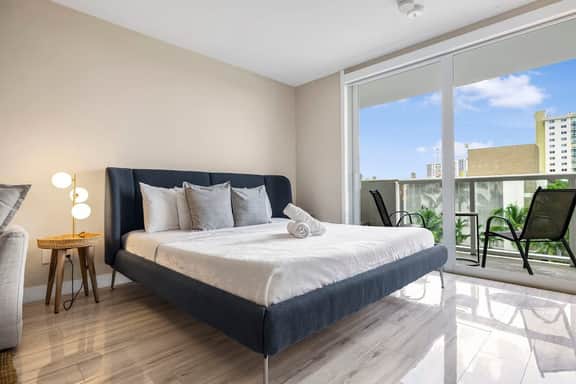Beachfront Studio, Resort Access, No Extra Fees